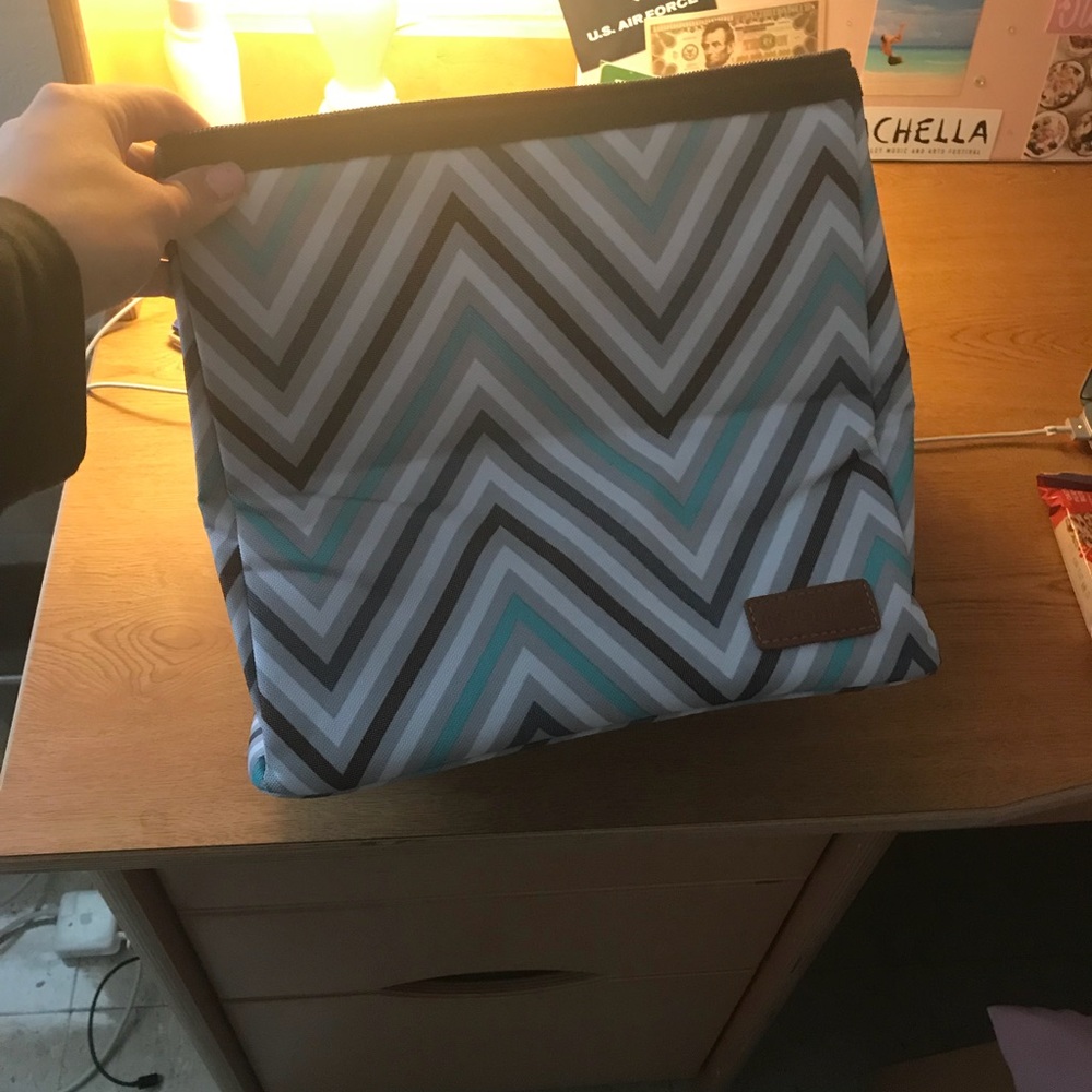 Lunch box